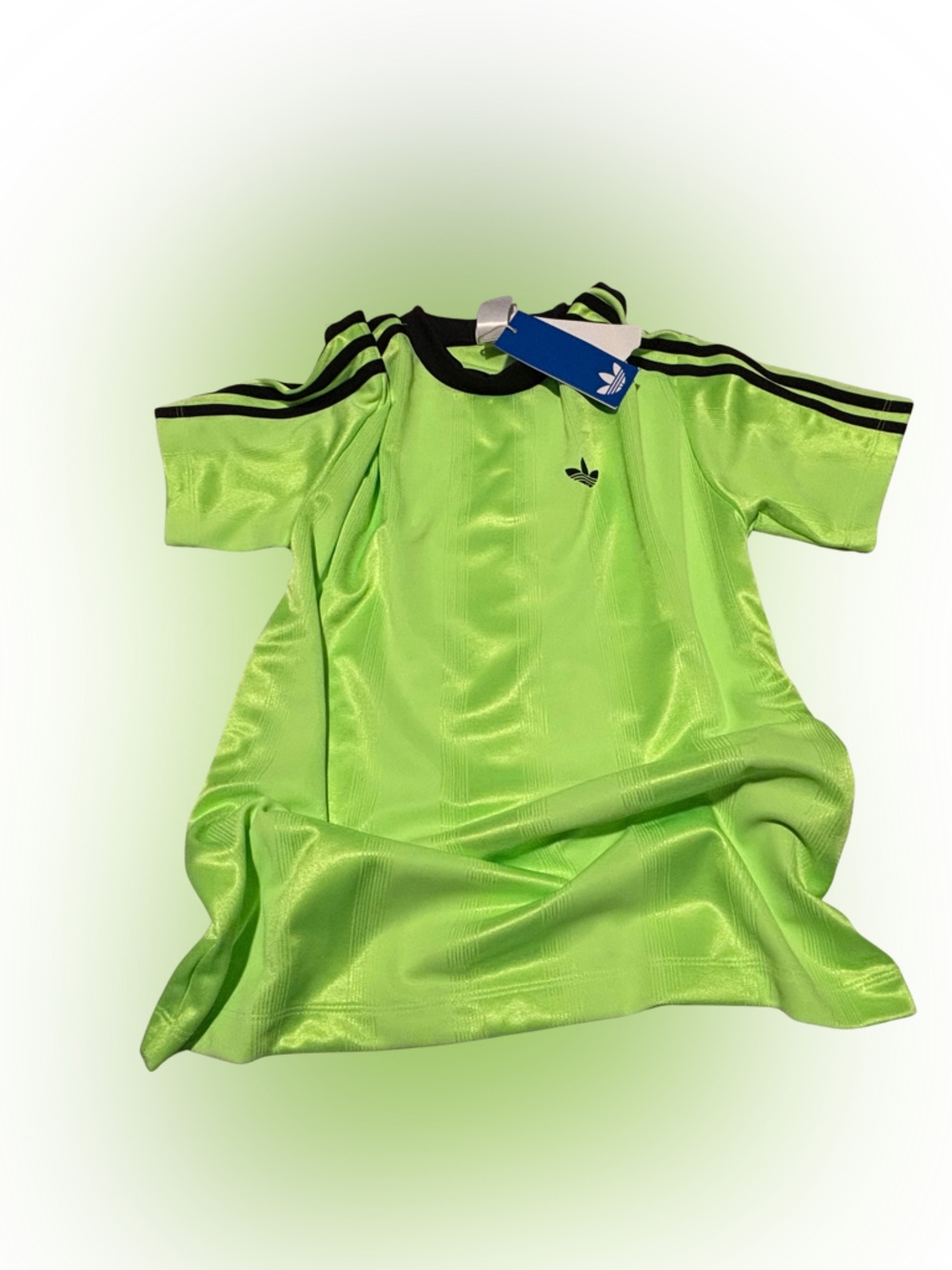 adidas women’s Jacquard tee color: signal green, size XS NEW
